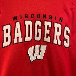 Wisconsin Badgers Red Pullover Hoodie